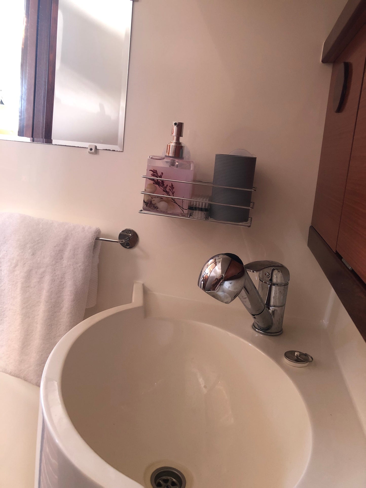 Schiff Yacht Motoryacht Motorboot Delphia Yachts Escape 1350