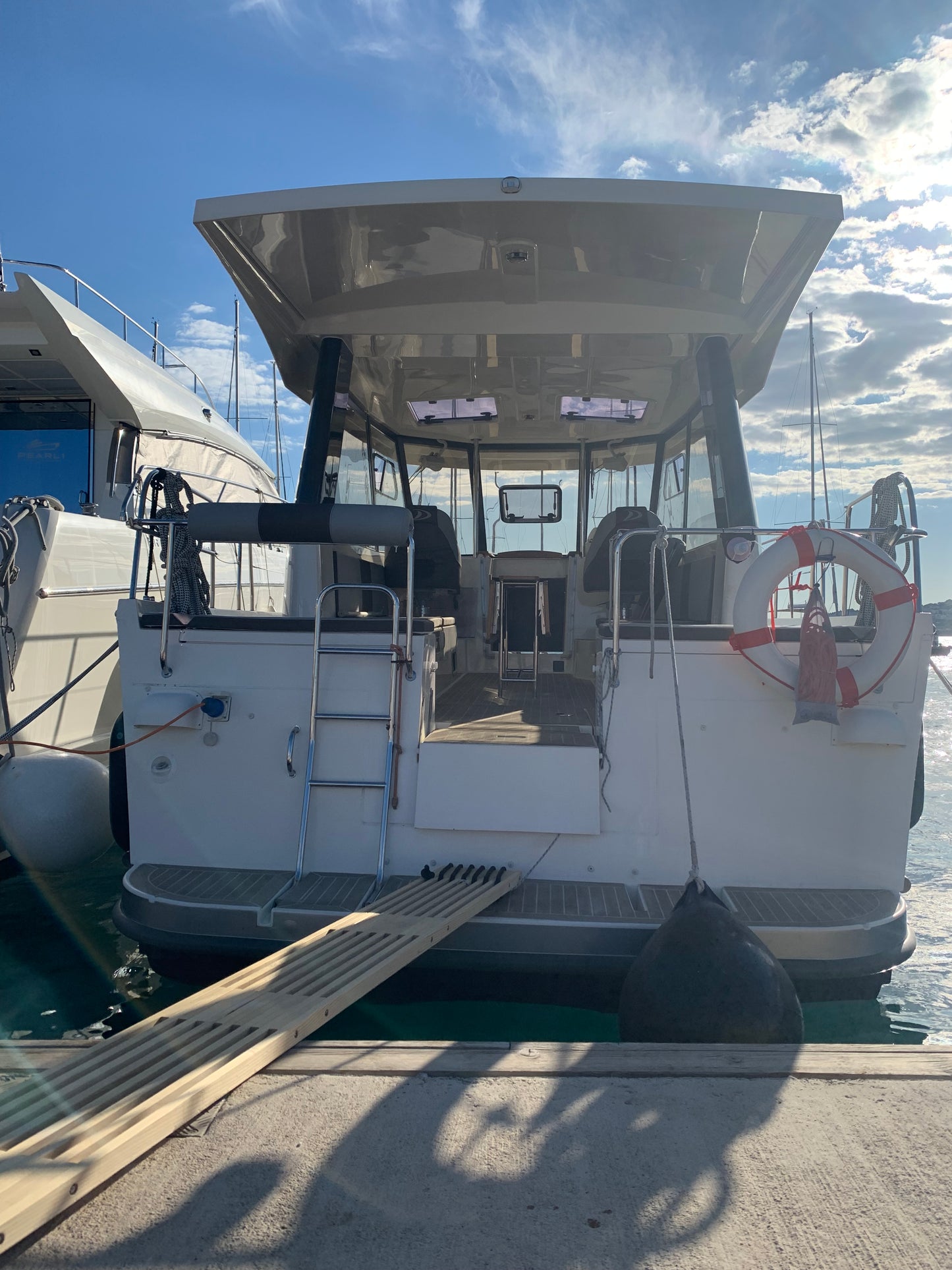 Schiff Yacht Motoryacht Motorboot Delphia Yachts Escape 1350