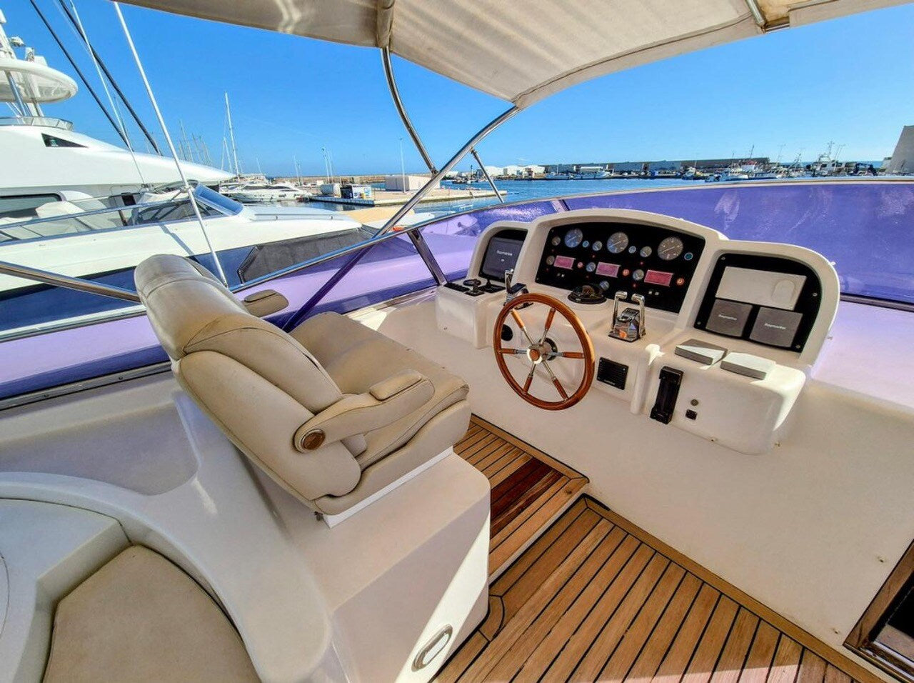 Astondoa 95 Motoryacht Superyacht Schiff Motorboot Boot