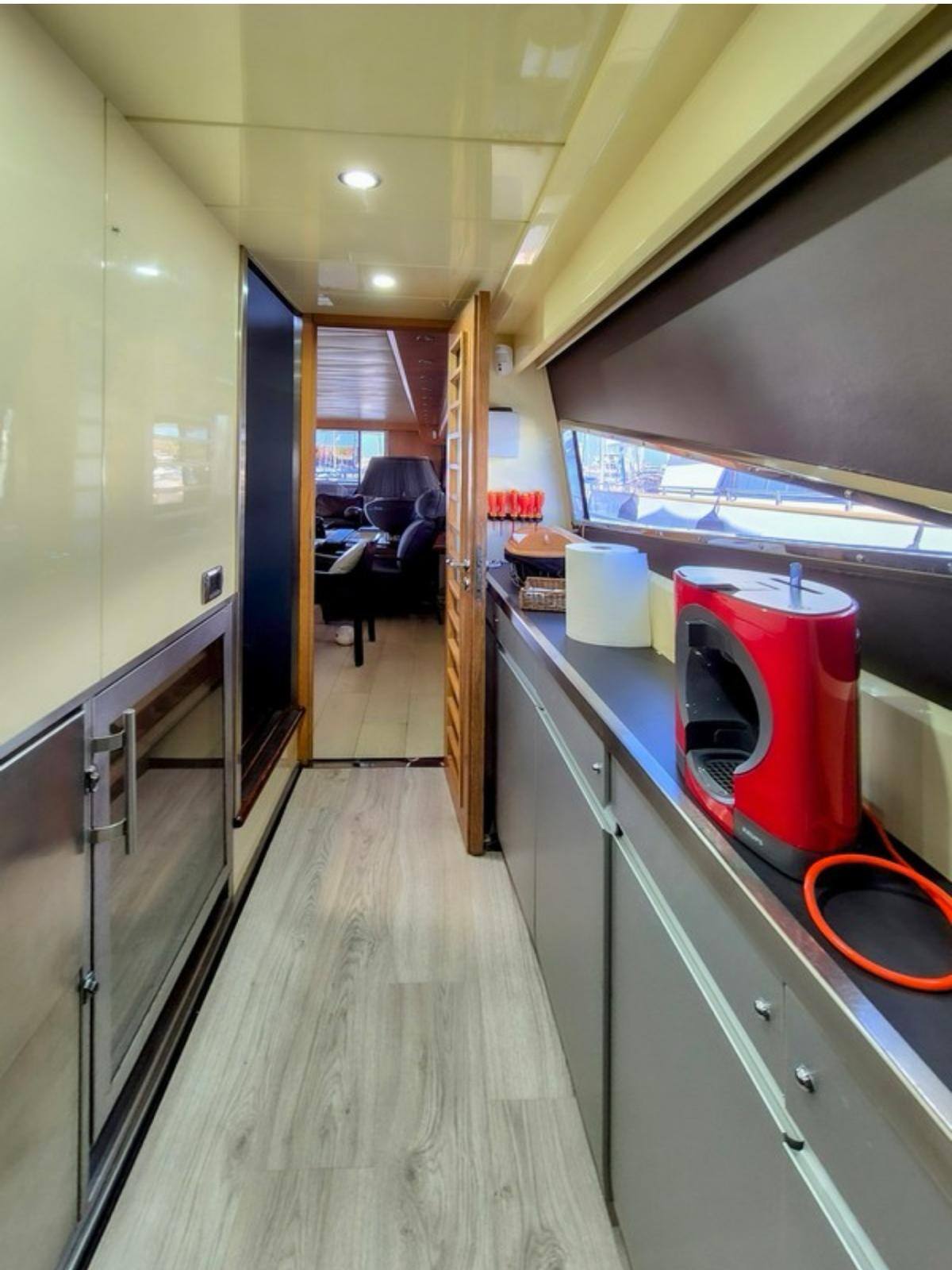 Astondoa 95 Motoryacht Superyacht Schiff Motorboot Boot