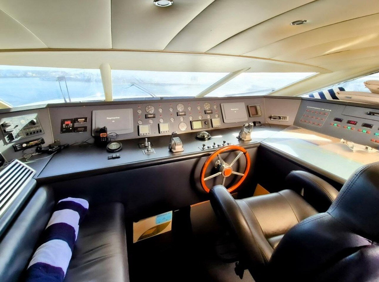 Astondoa 95 Motoryacht Superyacht Schiff Motorboot Boot