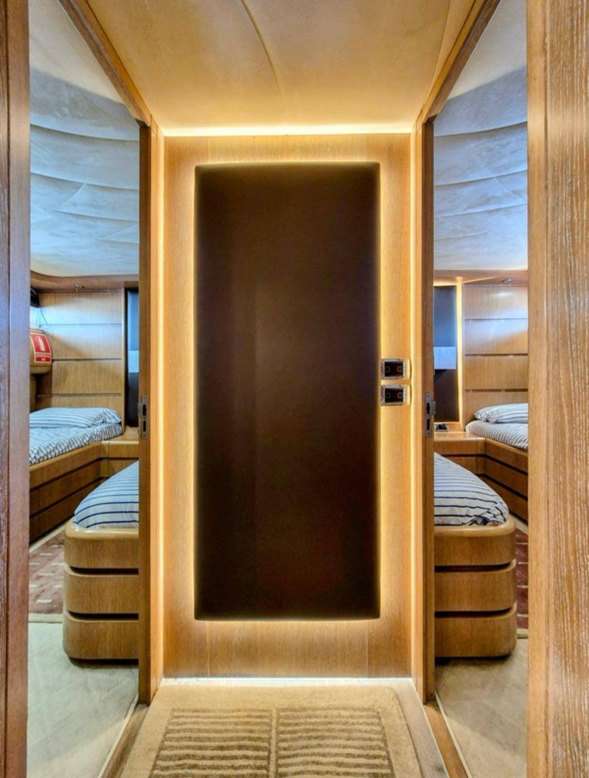 Astondoa 95 Motoryacht Superyacht Schiff Motorboot Boot