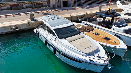 Sealine S335 Motoryacht Yacht Boot Schiff Motorboot