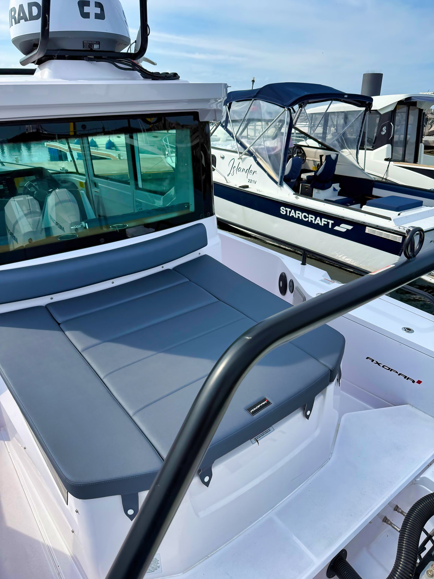 Axopar 28 Cabin CC Motoryacht Yacht Boot Schiff