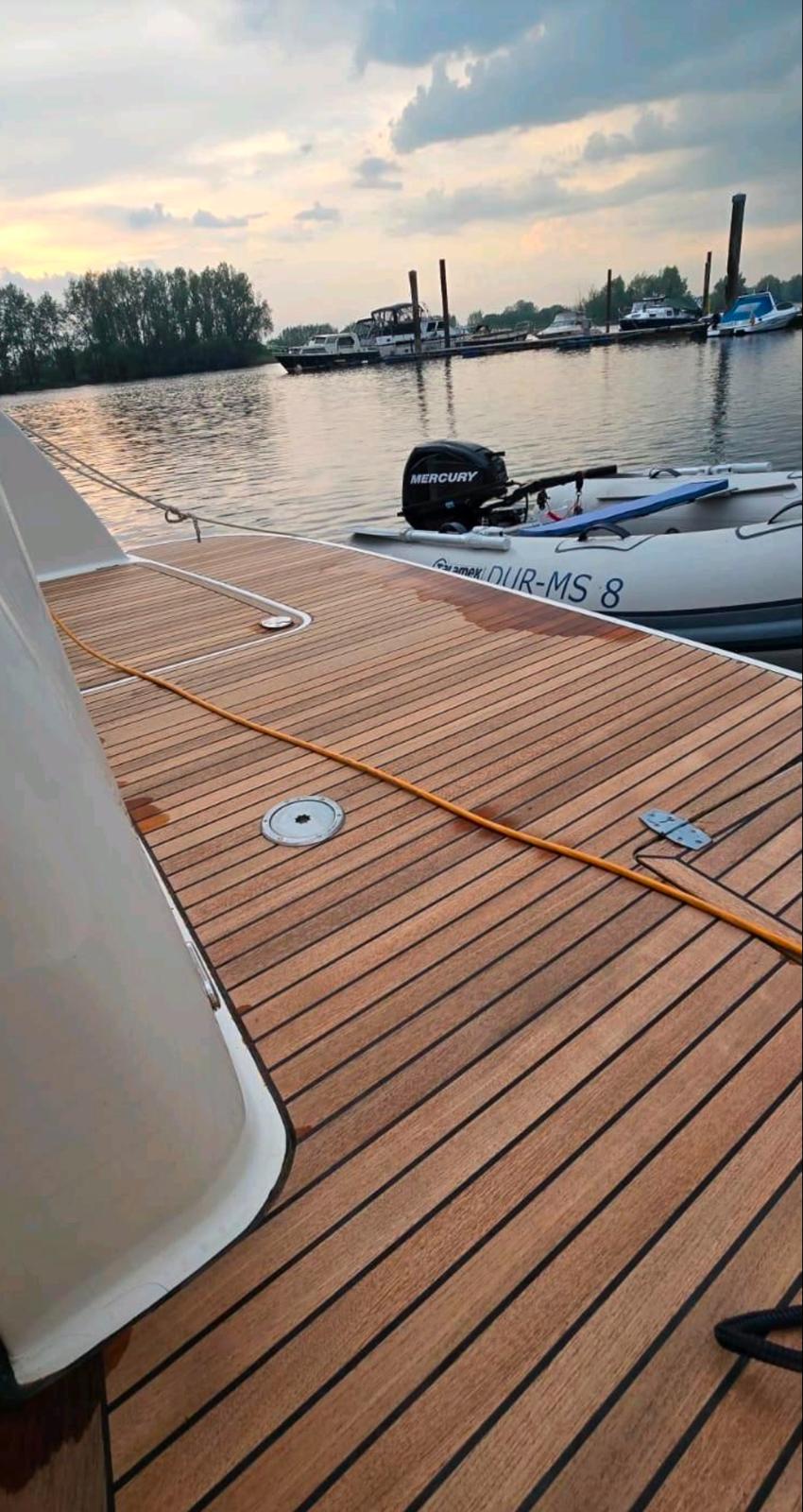 Jeanneau Prestige 36 Fly Motorboot Yacht Boot