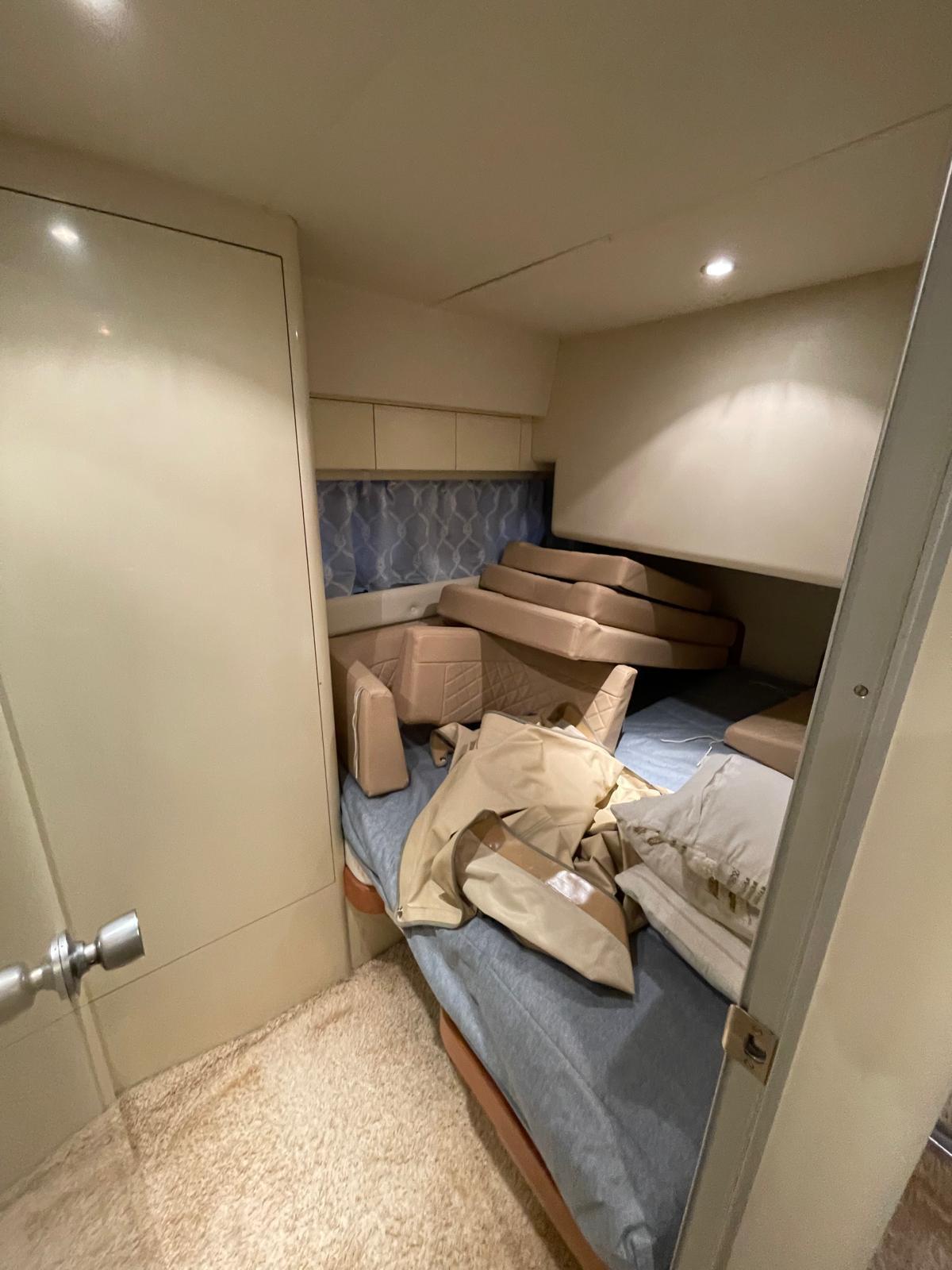Princess 48 Flybridge Motoryacht Yacht Boot Schiff
