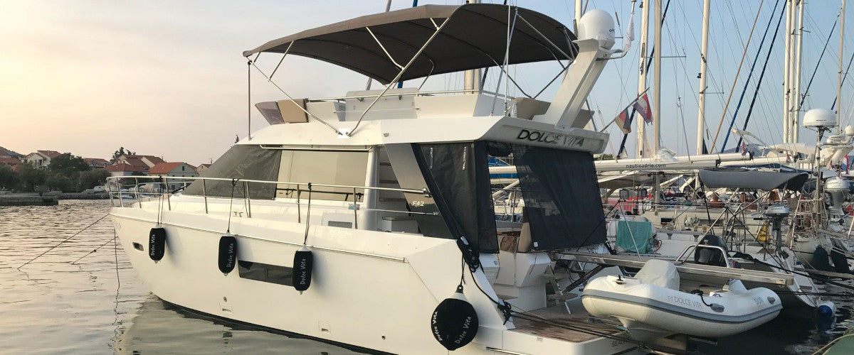 Sealine F 42 Fly Flybridge IPS Motoryacht Yacht Boot Schiff