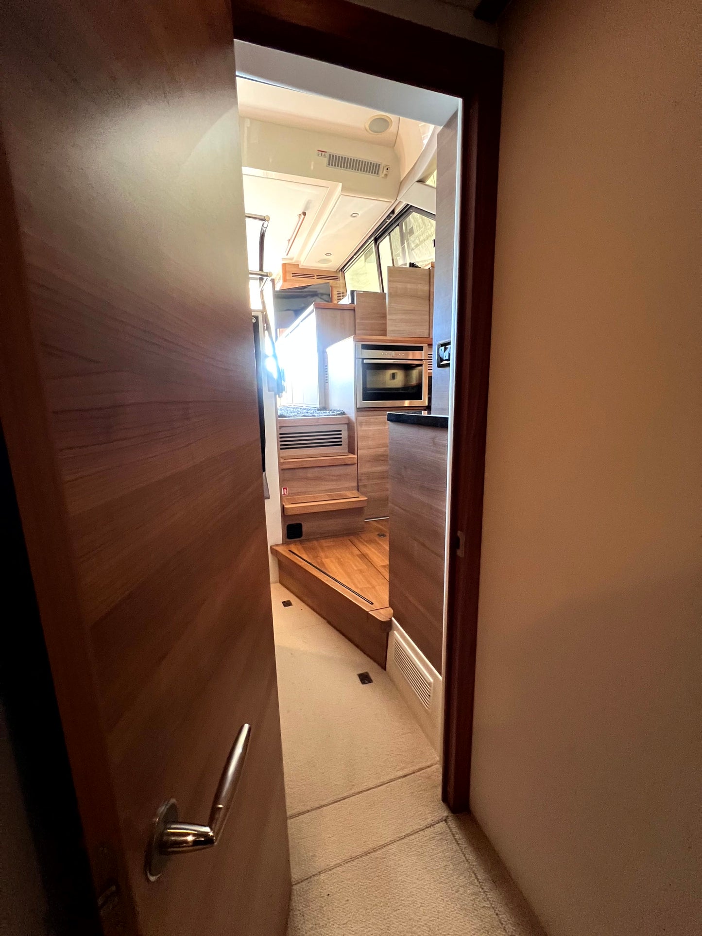 Sealine F 42 Fly Flybridge IPS Motoryacht Yacht Boot Schiff