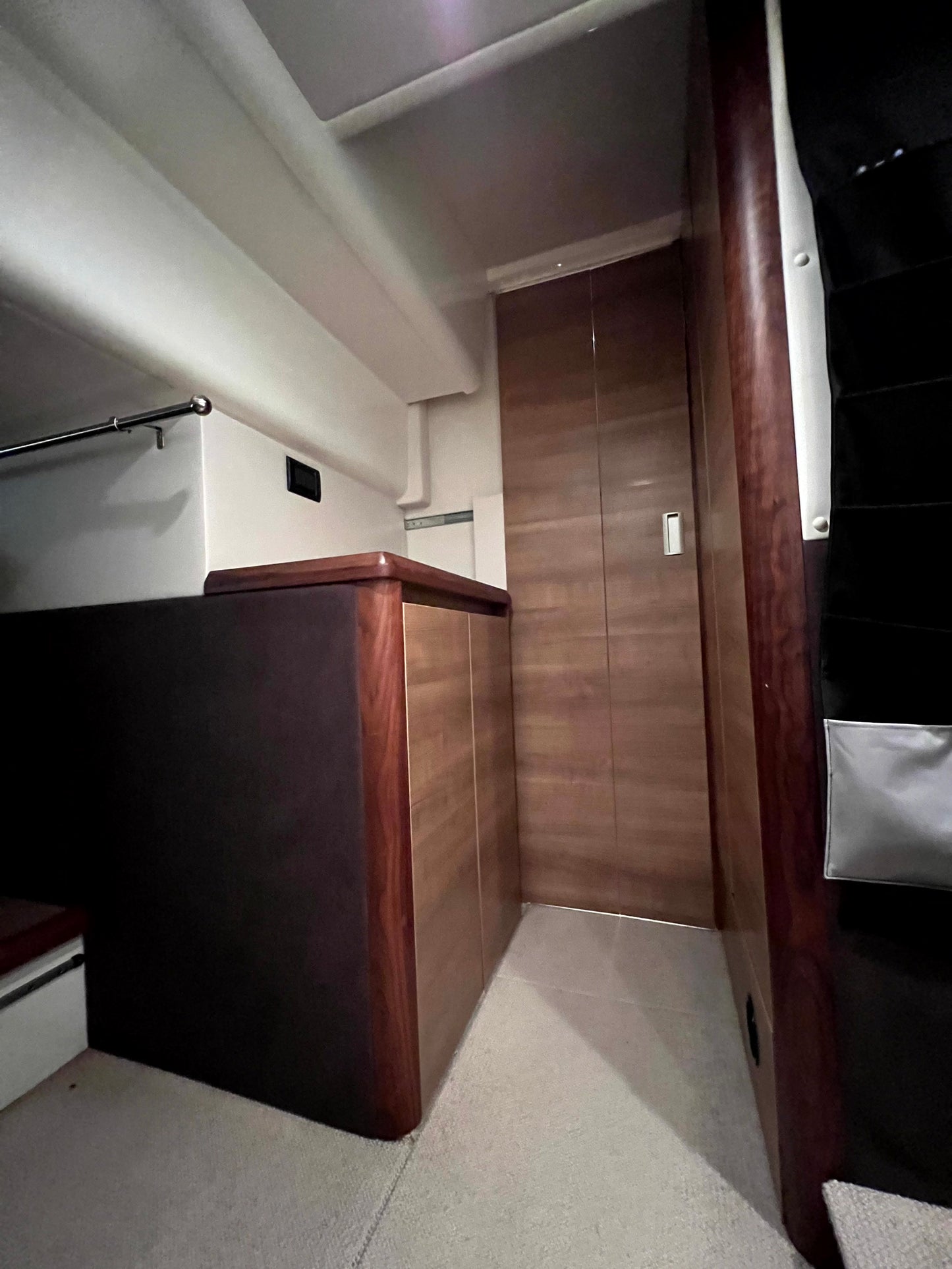 Sealine F 42 Fly Flybridge IPS Motoryacht Yacht Boot Schiff