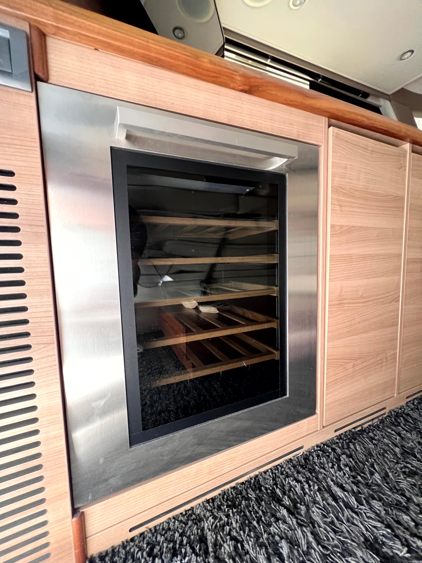 Sealine F 42 Fly Flybridge IPS Motoryacht Yacht Boot Schiff