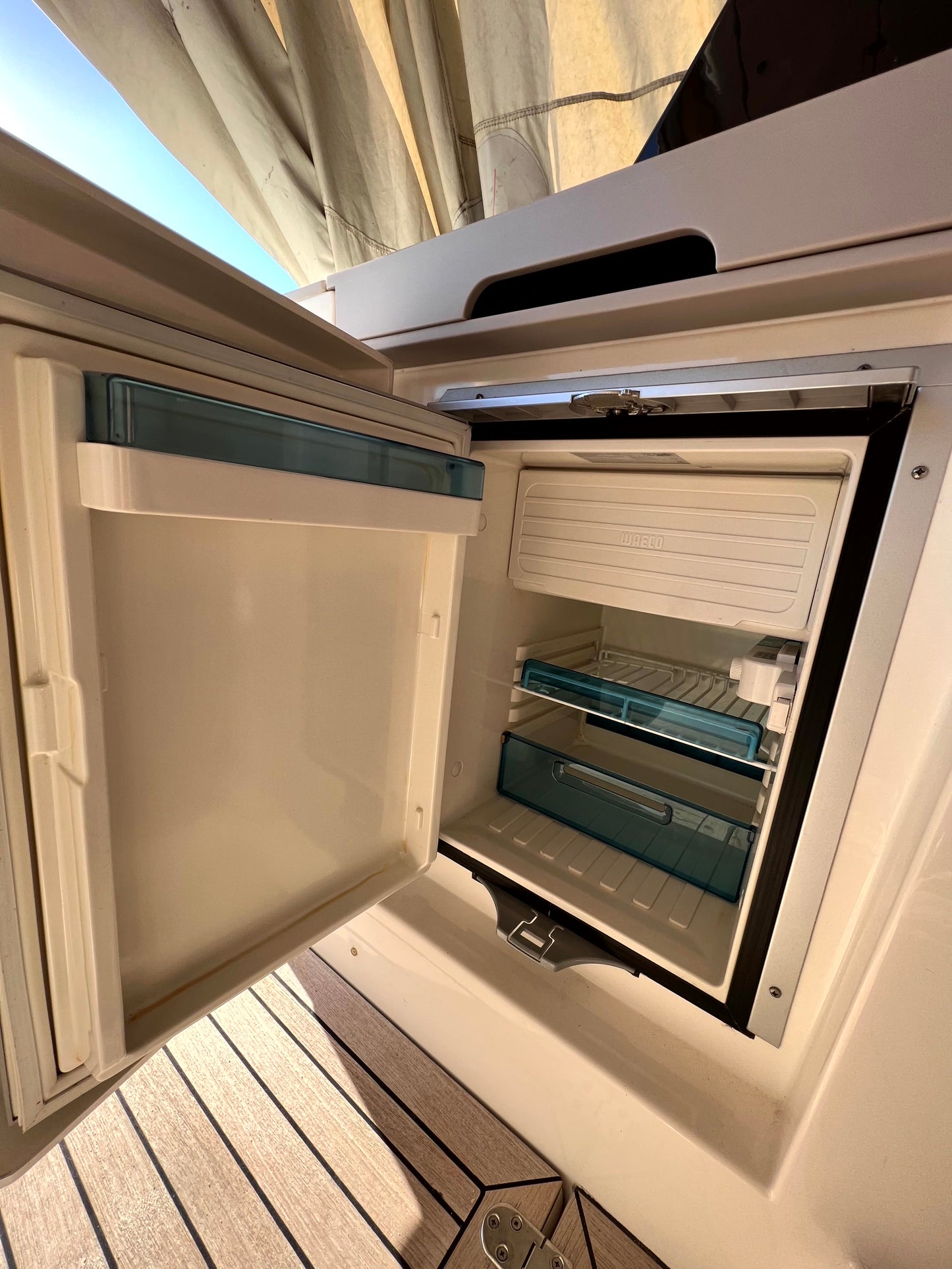 Sealine F 42 Fly Flybridge IPS Motoryacht Yacht Boot Schiff