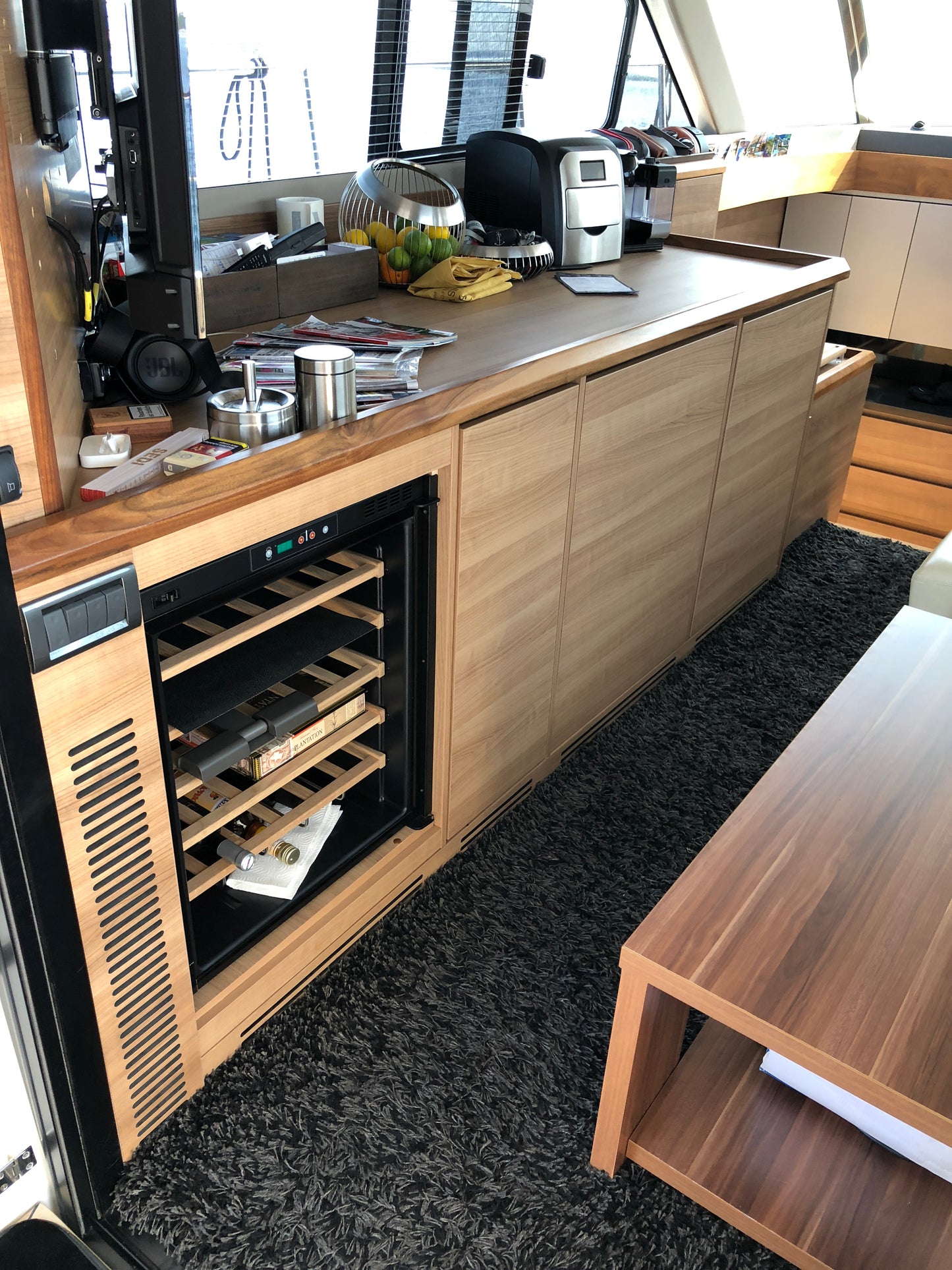 Sealine F 42 Fly Flybridge IPS Motoryacht Yacht Boot Schiff