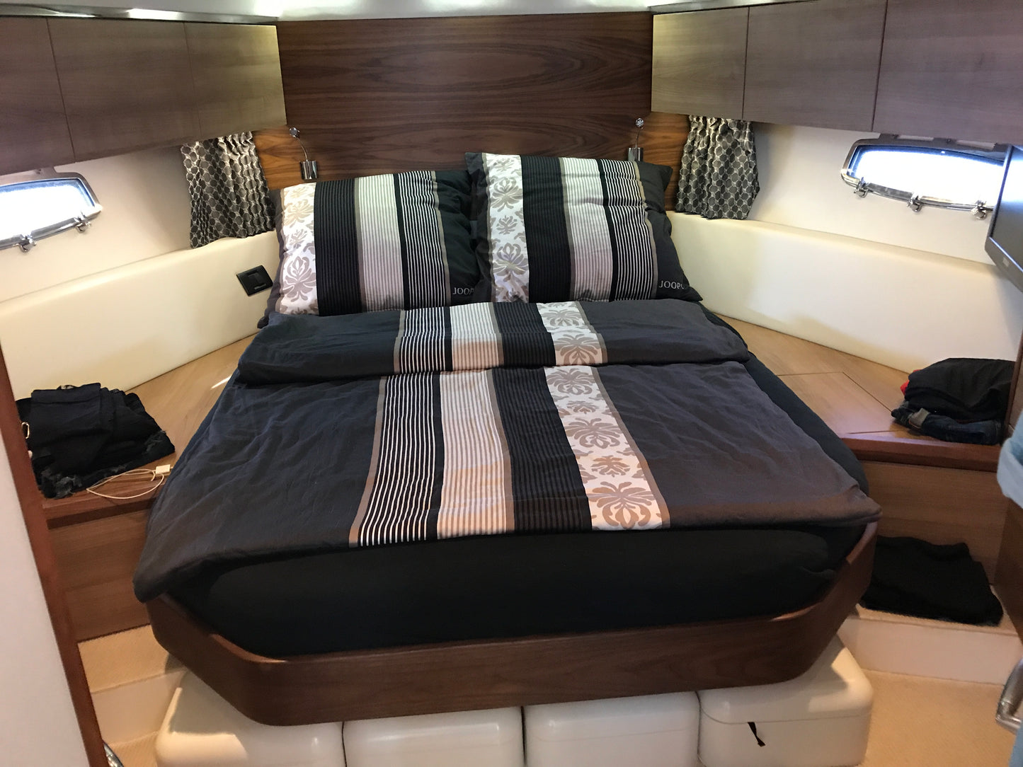 Sealine F 42 Fly Flybridge IPS Motoryacht Yacht Boot Schiff