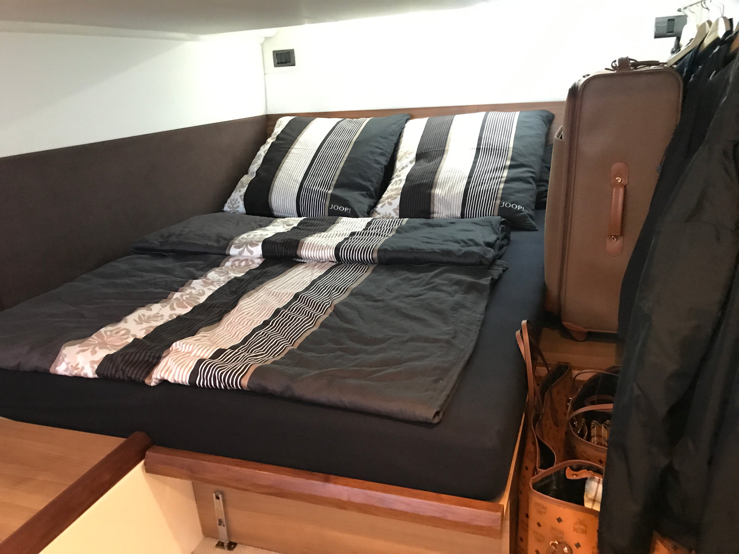 Sealine F 42 Fly Flybridge IPS Motoryacht Yacht Boot Schiff