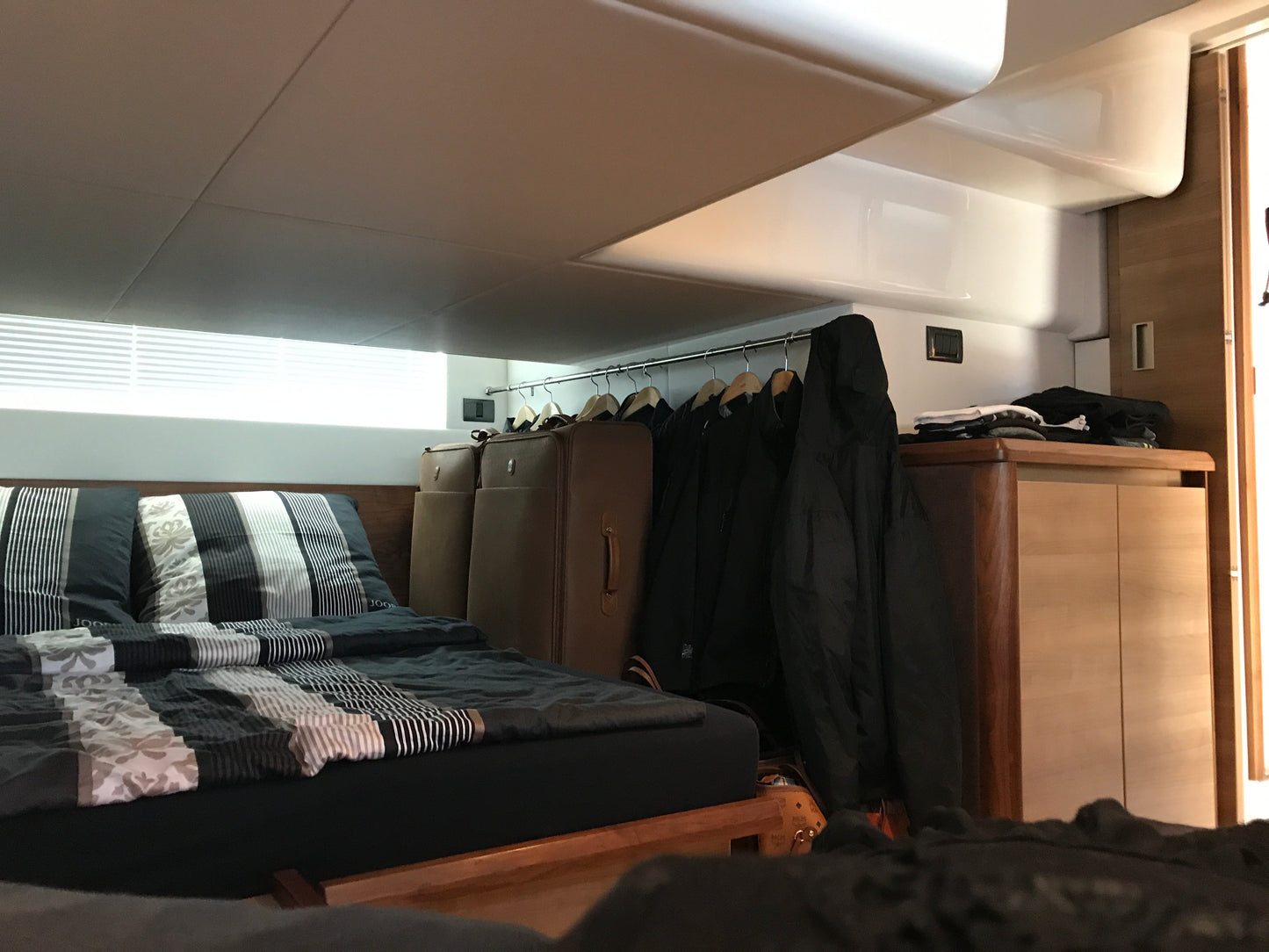 Sealine F 42 Fly Flybridge IPS Motoryacht Yacht Boot Schiff