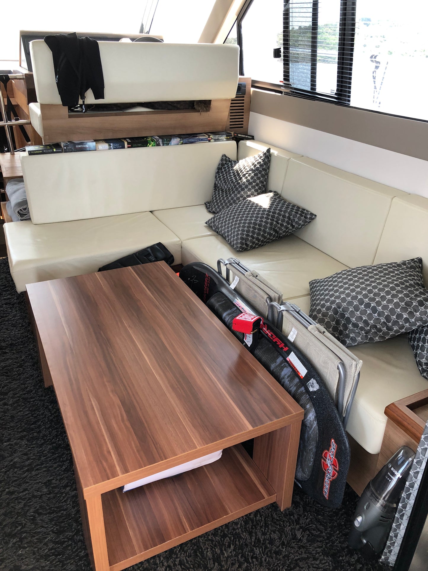 Sealine F 42 Fly Flybridge IPS Motoryacht Yacht Boot Schiff