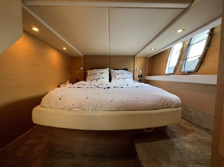 Sessa C52 HT Yacht Motoryacht Boot Motorboot