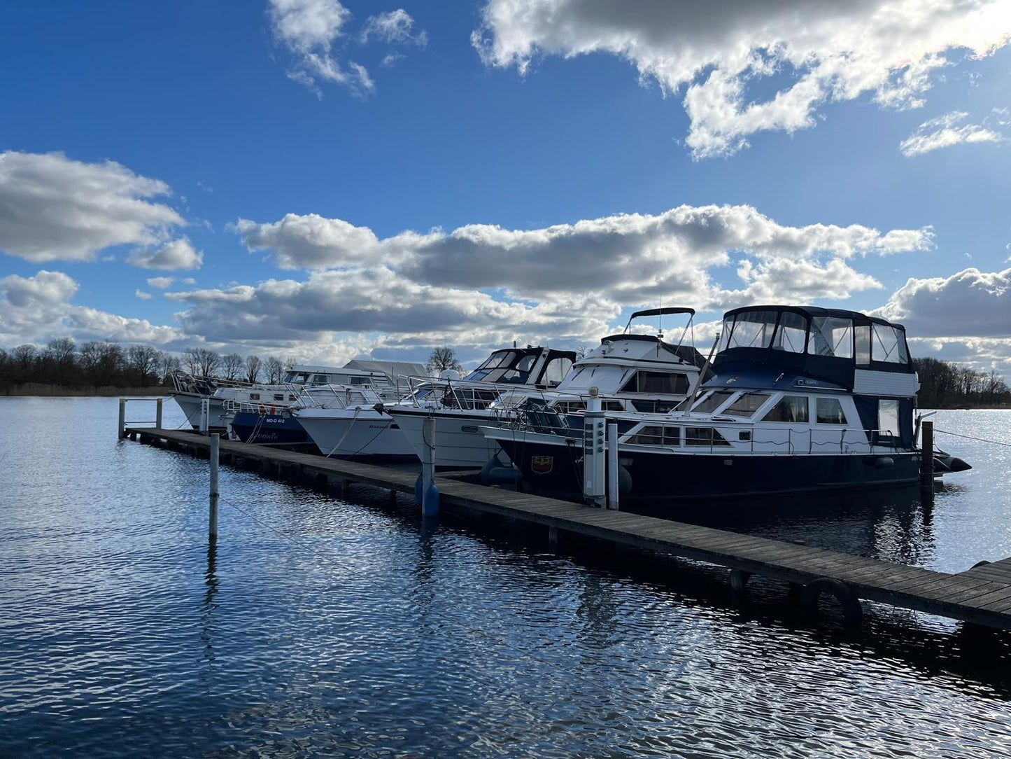 Veerdörn 1300 Motoryacht Boot Motorboot mit Liegeplatz