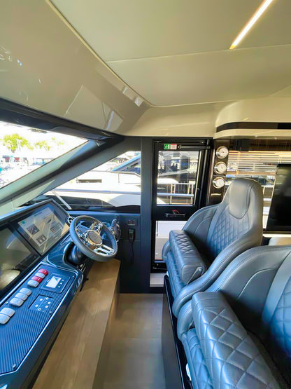 Absolute 62 Fly Flybridge Yacht Motoryacht Boot Motorboot Schiff