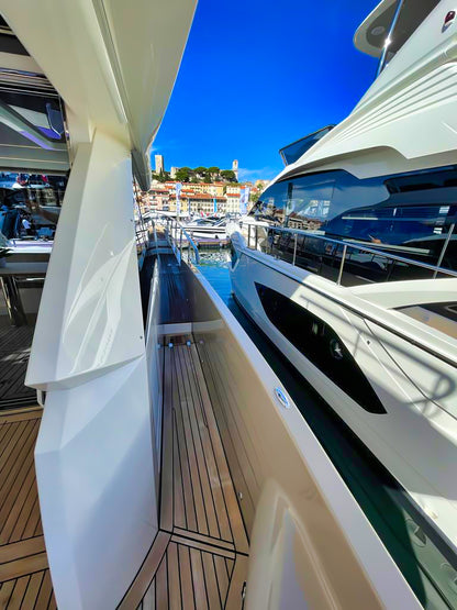 Absolute 62 Fly Flybridge Yacht Motoryacht Boot Motorboot Schiff