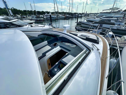 Bavaria SR35 Baujahr 2024 Vorführyacht Motoryacht Motorboot Boot