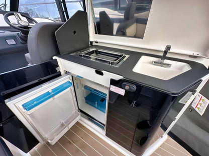 Bavaria SR35 Baujahr 2024 Vorführyacht Motoryacht Motorboot Boot