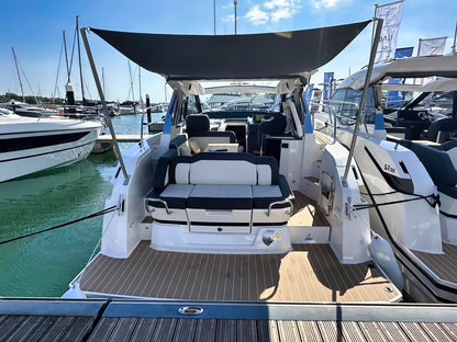 Bavaria SR35 Baujahr 2024 Vorführyacht Motoryacht Motorboot Boot