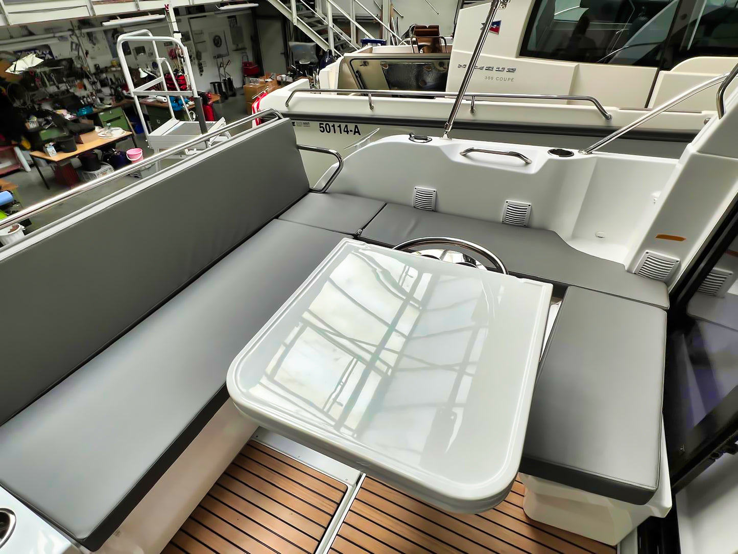 Beneteau Antares 9 OB Baujahr 2024 Motorboot Boot Yacht Motoryacht