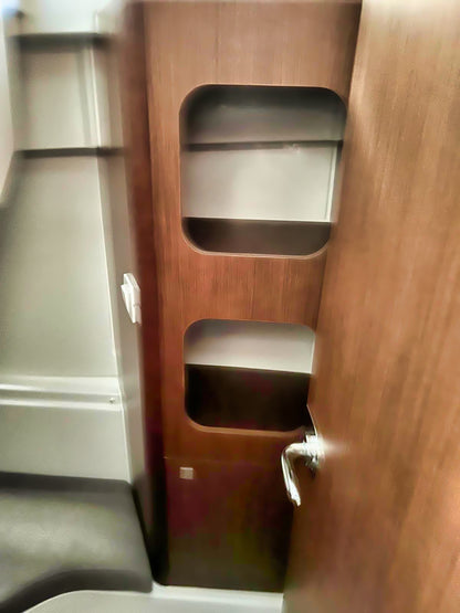 Beneteau Antares 9 OB Baujahr 2024 Motorboot Boot Yacht Motoryacht