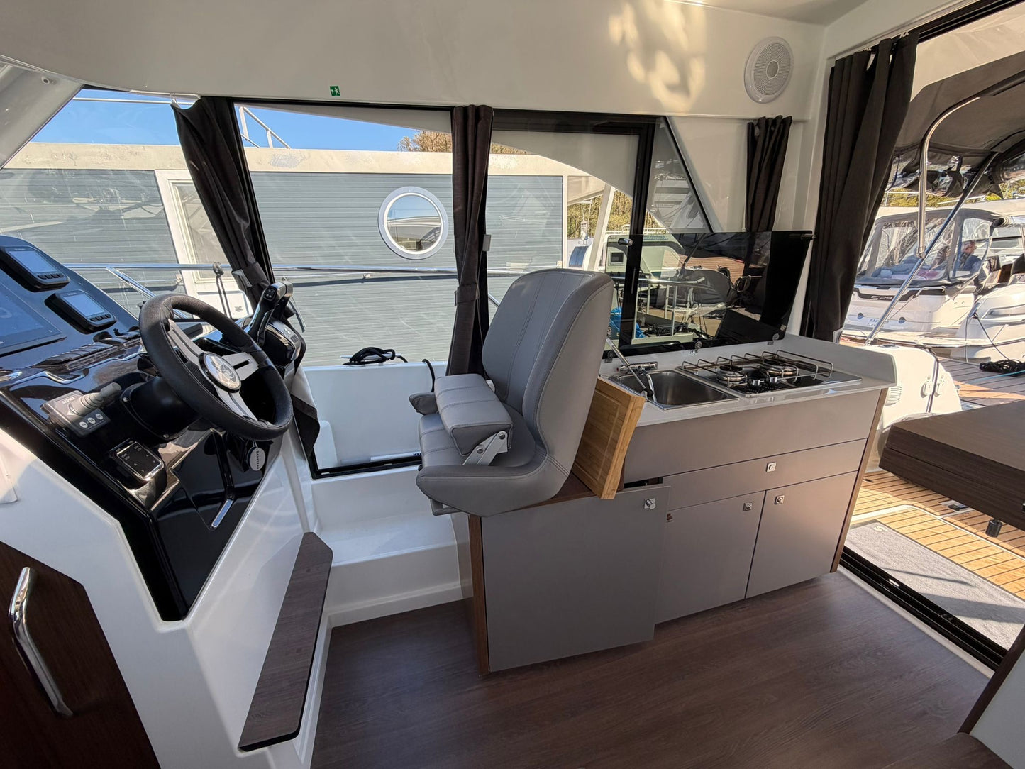 Beneteau Antares 9 OB Baujahr 2024 Motorboot Boot Yacht Motoryacht