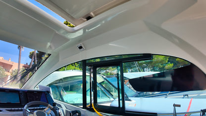 Beneteau Gran Turismo 32 Yacht Motoryacht Boot Motorboot Schiff