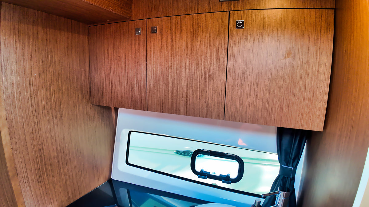 Beneteau Gran Turismo 32 Yacht Motoryacht Boot Motorboot Schiff