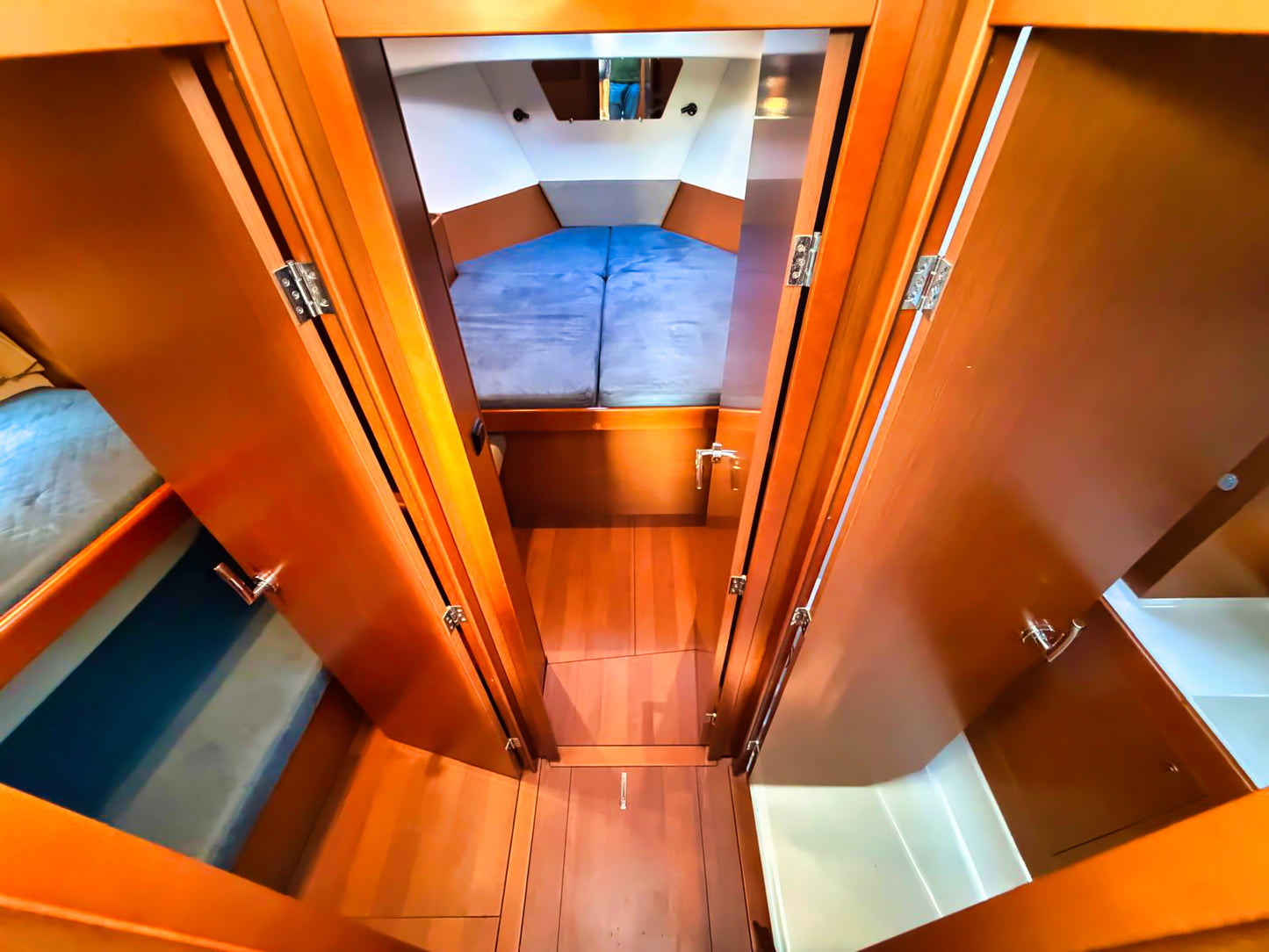 Beneteau Swift Trawler 34 Flybridge Fly Motoryacht Yacht Boot Schiff