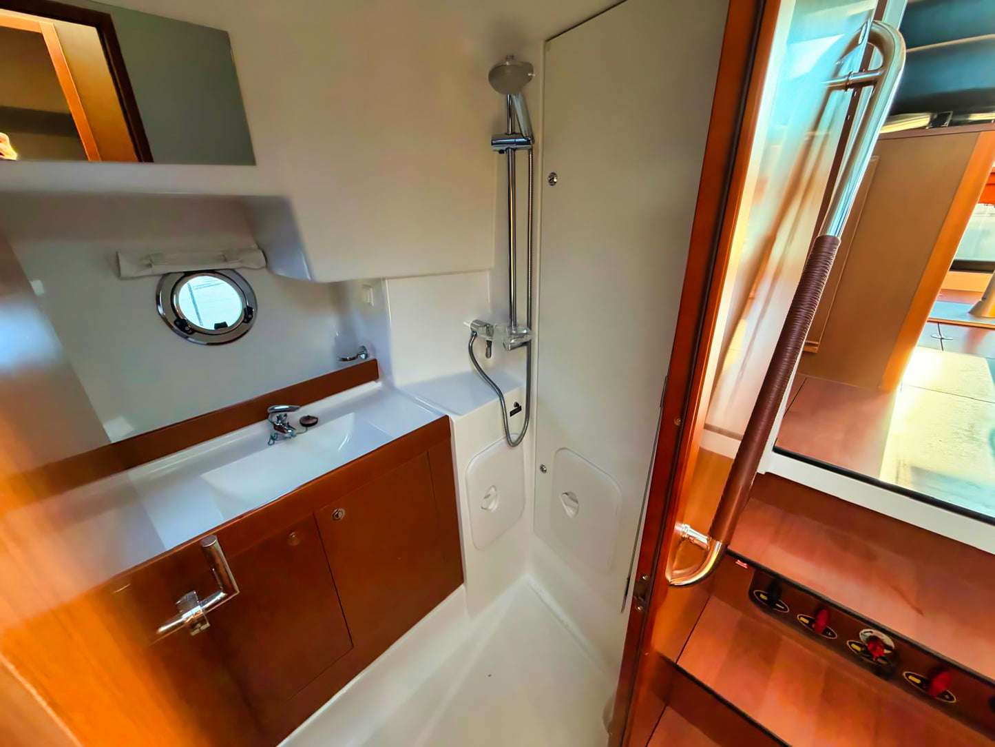 Beneteau Swift Trawler 34 Flybridge Fly Motoryacht Yacht Boot Schiff