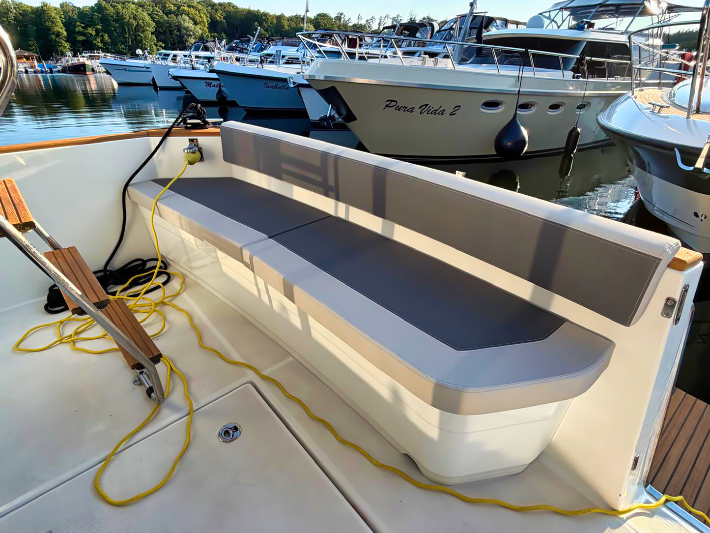 Beneteau Swift Trawler 34 Flybridge Fly Motoryacht Yacht Boot Schiff