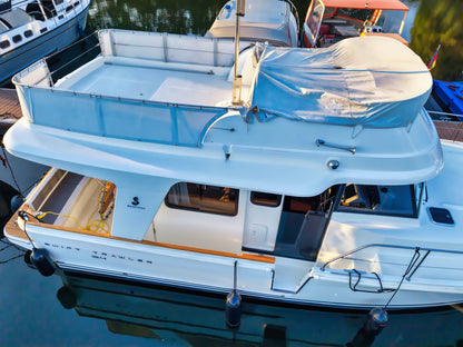 Beneteau Swift Trawler 34 Flybridge Fly Motoryacht Yacht Boot Schiff