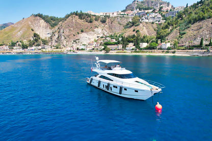 Fairline Squadron 65 Fly Flybridge Yacht Motoryacht Boot Motorboot Schiff