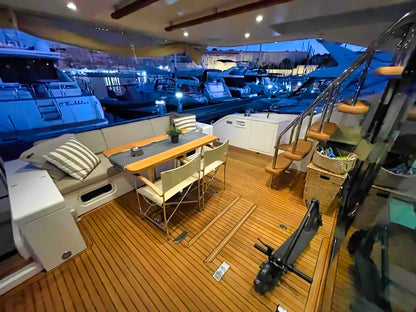 Fairline Squadron 65 Fly Flybridge Yacht Motoryacht Boot Motorboot Schiff