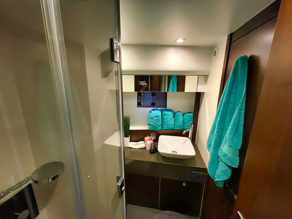 Fairline Squadron 65 Fly Flybridge Yacht Motoryacht Boot Motorboot Schiff