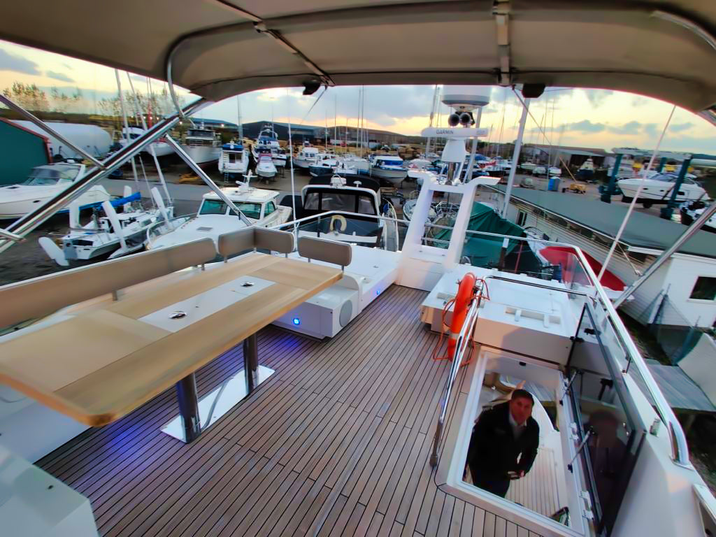 Fairline Squadron 65 Fly Flybridge Yacht Motoryacht Boot Motorboot Schiff