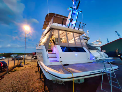 Fairline Squadron 65 Fly Flybridge Yacht Motoryacht Boot Motorboot Schiff