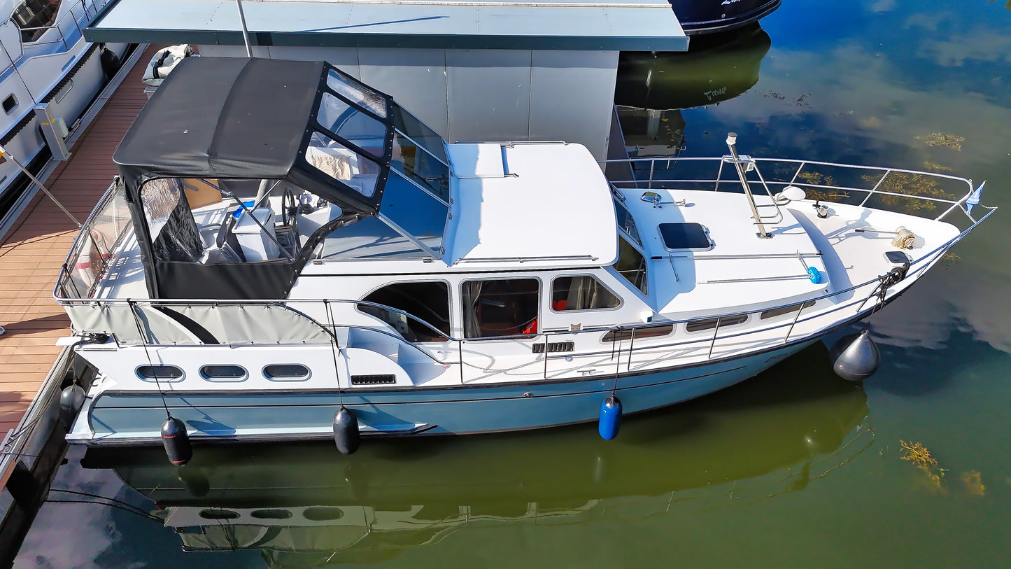 Skiron 35 Motoryacht Stahlyacht Boot Motorboot Yacht Schiff