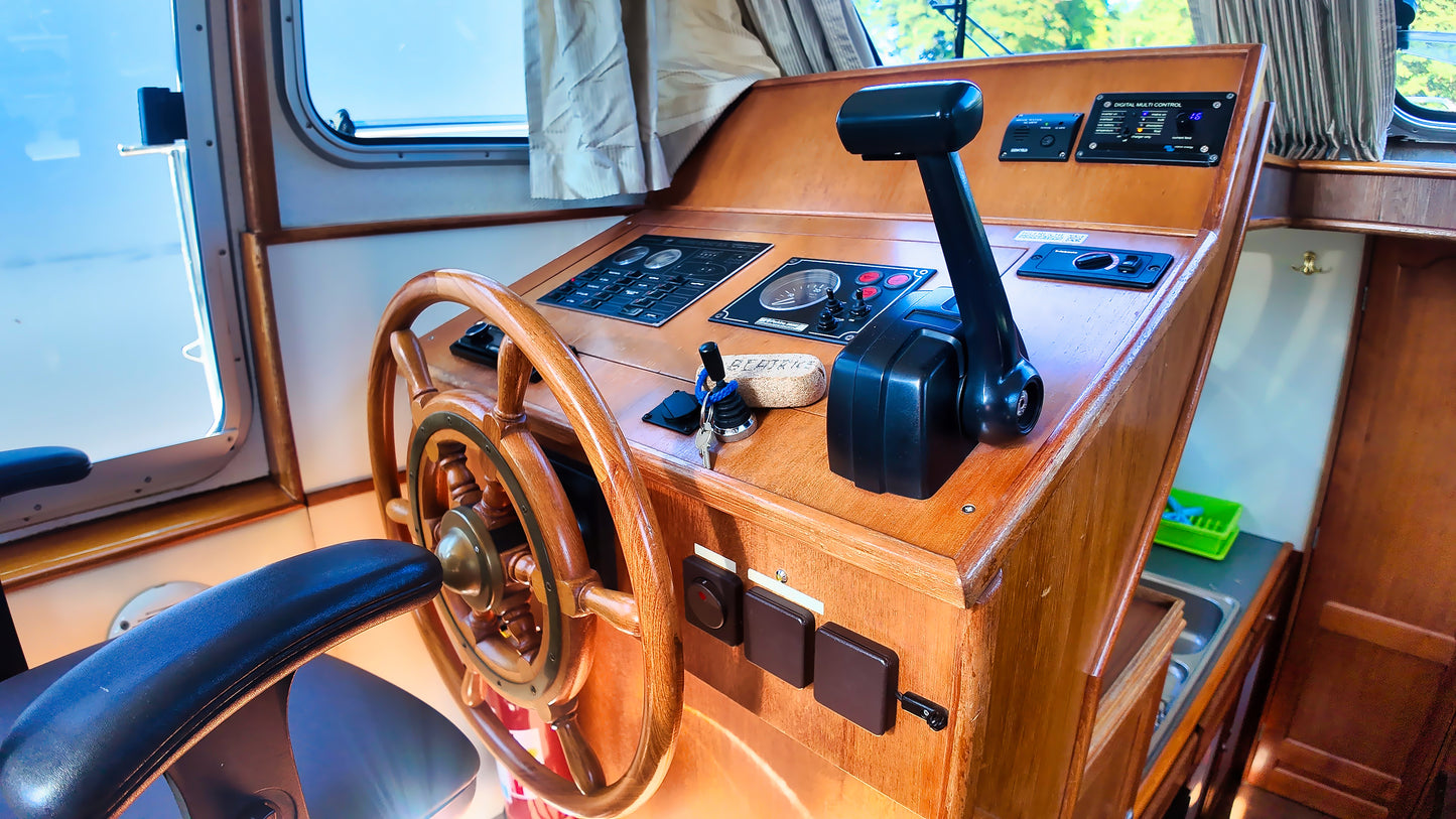 Skiron 35 Motoryacht Stahlyacht Boot Motorboot Yacht Schiff