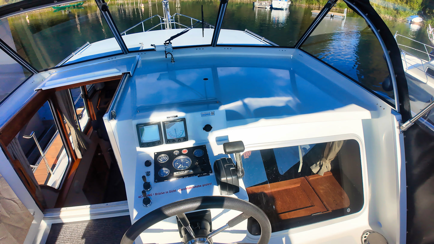 Skiron 35 Motoryacht Stahlyacht Boot Motorboot Yacht Schiff