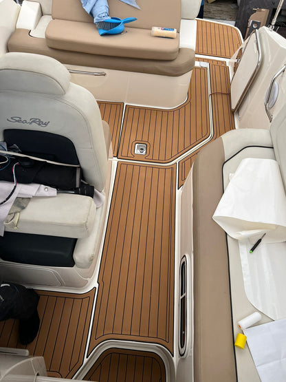 Boot Motorboot Yacht Sea Ray 265 DA Sundancer mit Trailer