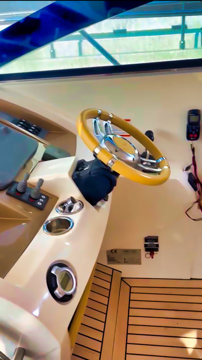 Sessa C 52 Yacht Motoryacht Boot Schiff Motorboot