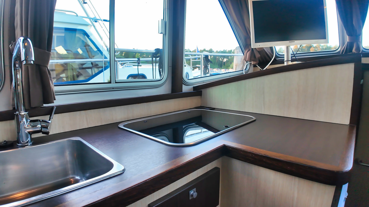 Aventura 34 AK Yacht Motoryacht Motorboot Boot Schiff
