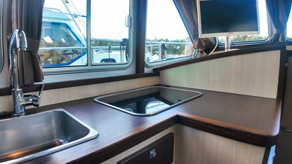 Aventura 34 AK Yacht Motoryacht Motorboot Boot Schiff