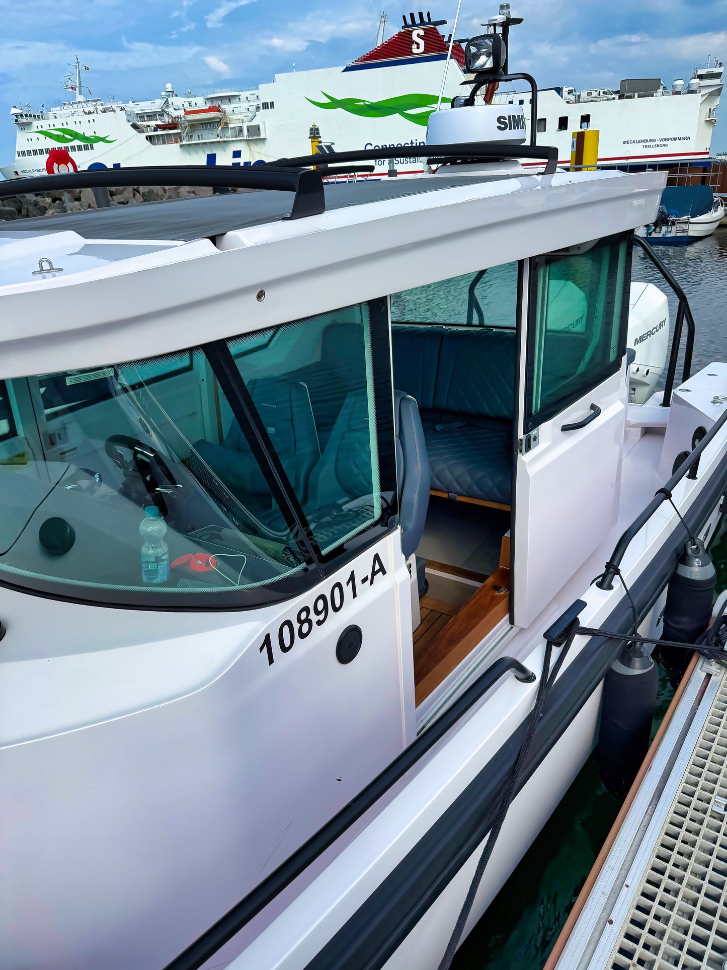 Axopar 28 Cabin CC Motoryacht Yacht Boot Schiff