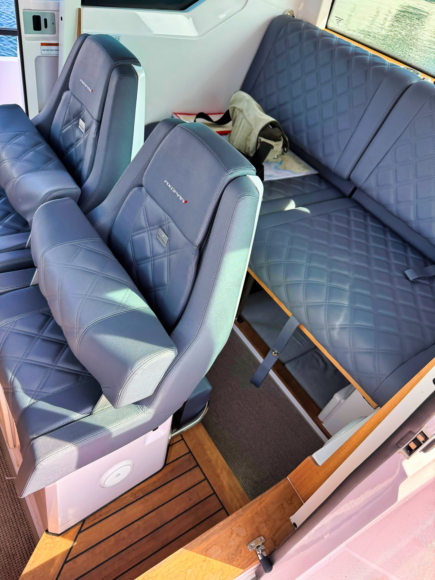 Axopar 28 Cabin CC Motoryacht Yacht Boot Schiff